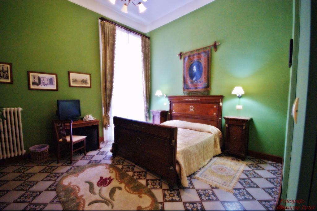 Double Room,247021893:JPEG